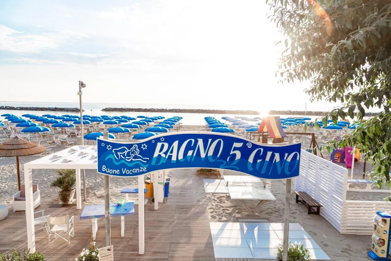 Hotel Cola Frontemare Bellaria-Igea Marina