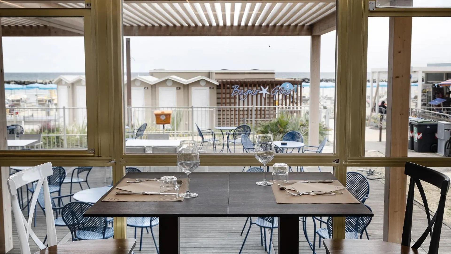 Hotel Cola Frontemare Bellaria-Igea Marina
